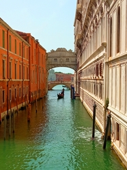 水上威尼斯城市风光图片