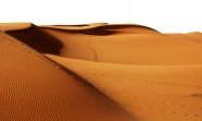 沙漠荒凉景观图片