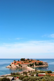 地中海黑山风景图片