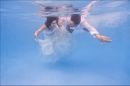 水下婚纱照图片
