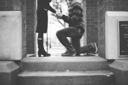 男生下跪求婚姿势图片