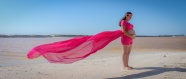 沙滩孕妇写真图片