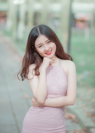 温婉甜美中国美女图片