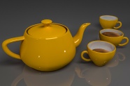 黄色陶瓷茶具图片