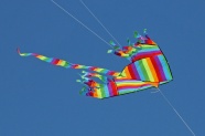 彩色风筝放飞图片