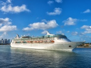 迈阿密大型邮轮图片