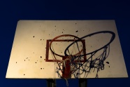 旧篮球框图片