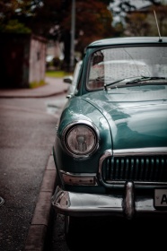 复古老式蓝色汽车图片