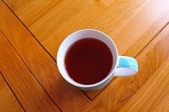 一杯冰红茶图片