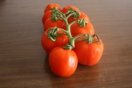一串番茄蔬菜图片