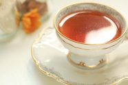一杯红茶饮料图片