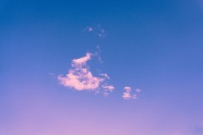 湛蓝天空白云图片
