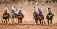沙特阿拉伯骑手骑马比赛图片