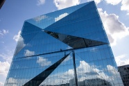 高层玻璃建筑建筑设计图片