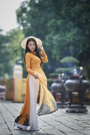 越南越服美女写真图片