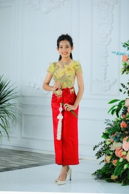 柬埔寨传统服饰少女图片