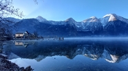 冬季山水人家风景图片