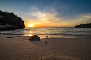 黄昏大海沙滩落日图片