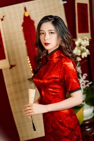 春节美女古典旗袍写真图片