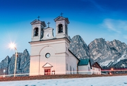 意大利雪山建筑风光摄影图片