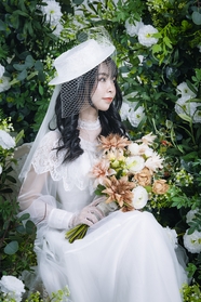 越南新娘美女白色婚纱照图片