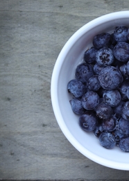 新鲜健康有机蓝莓图片