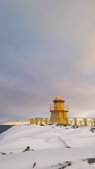 冬季雪地眺望台建筑摄影图片