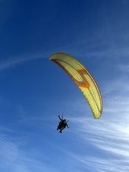 高空极限滑翔伞运动摄影图片