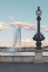 日内瓦喷泉池建筑摄影图片