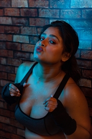 性感拳击手美女人体写真艺术图片