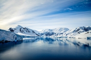 南极洲冰冷雪域山脉山川摄影图片
