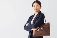 亚洲商务美女穿搭摄影图片