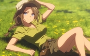 躺在草地上的动漫美女图片