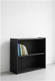 黑色涂漆书架摄影图片