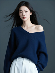 长发飘逸露肩美女写真摄影图片